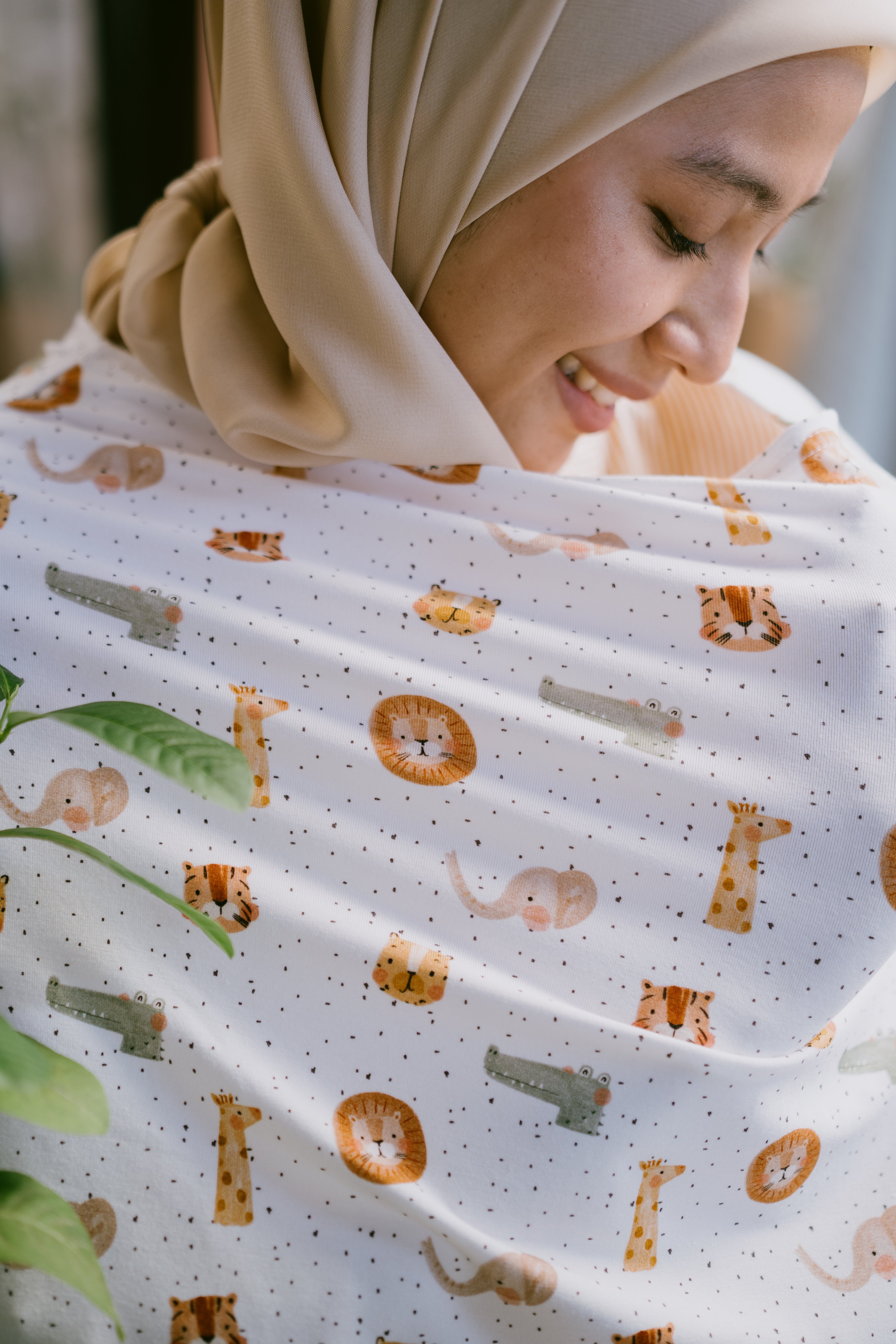 NALA (Bamboo Multi-Purpose Nursing Cover)