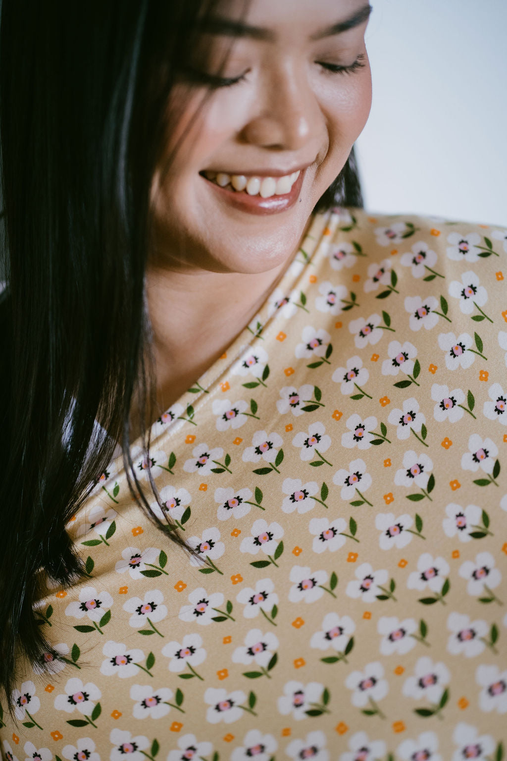 MERRY MEADOW (Bamboo Multi-Purpose Nursing Cover)