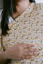 MERRY MEADOW (Bamboo Multi-Purpose Nursing Cover)